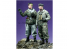 Alpine figurine 35038 Ensemble Equipage de panzer en tenue d'hiver Set (2 figurines) 1/35