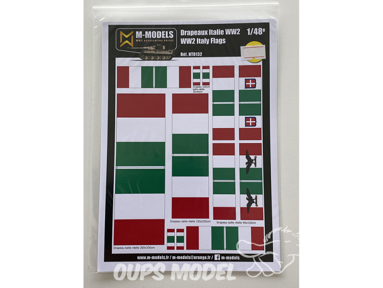 M-Models NT0132 Drapeaux Italien WWII Version propre Planche A-5 1/48