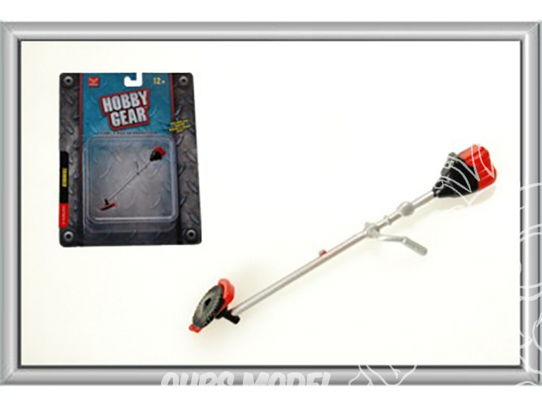 Hobby Gear accessoire diorama monté peint 16064 Débroussailleuse 1/24
