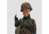 Finemolds figurine TF1 World Fighter Collection Soldat d'infanterie Waffen SS avec mitrailleuse légère ZB-26 1/16