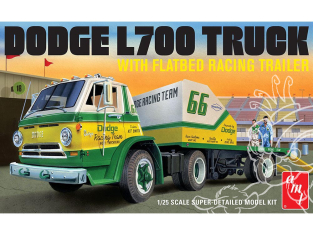 AMT maquette camion 1368 Camion Dodge L700 1966 avec remorque de course à plateau 1/25