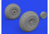 Eduard kit d'amelioration brassin 672368 Roues cross tread P-51D Eduard 1/72