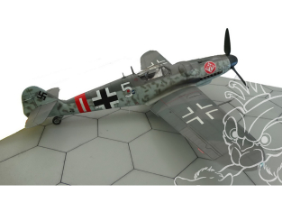 Laser Model Graver MA-12 Dalle hexagonale d'aérodrome à l'échelle 1/48